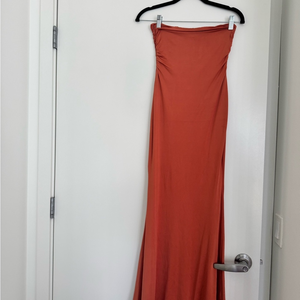 Oh Polly Strapless Rust Dress - Picture 3 of 3